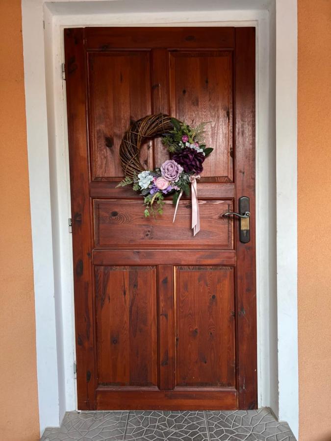 Apartman Elen - 6 Luzek, 86 M2 Decin Esterno foto